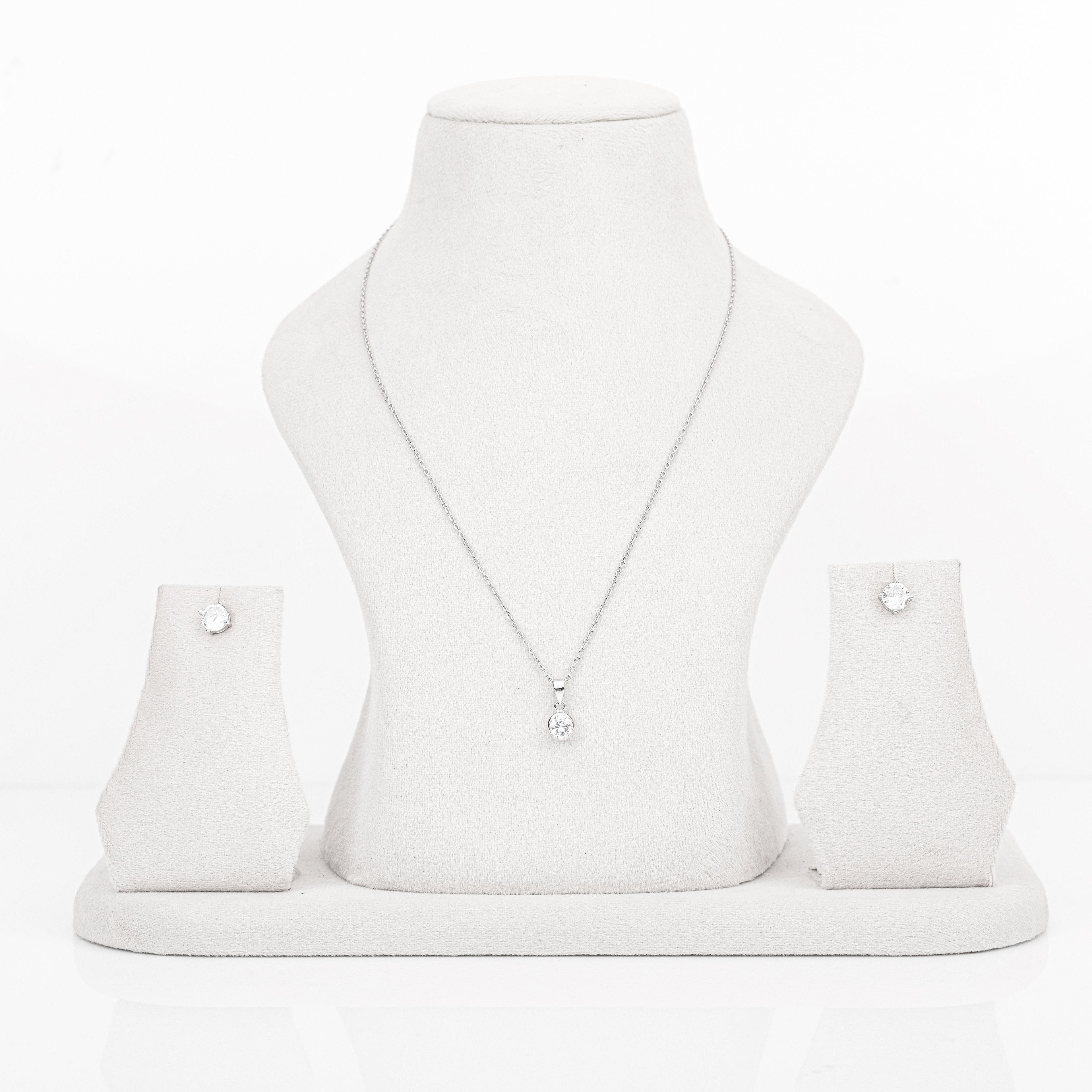 Classic Solitaire Pendant Necklace