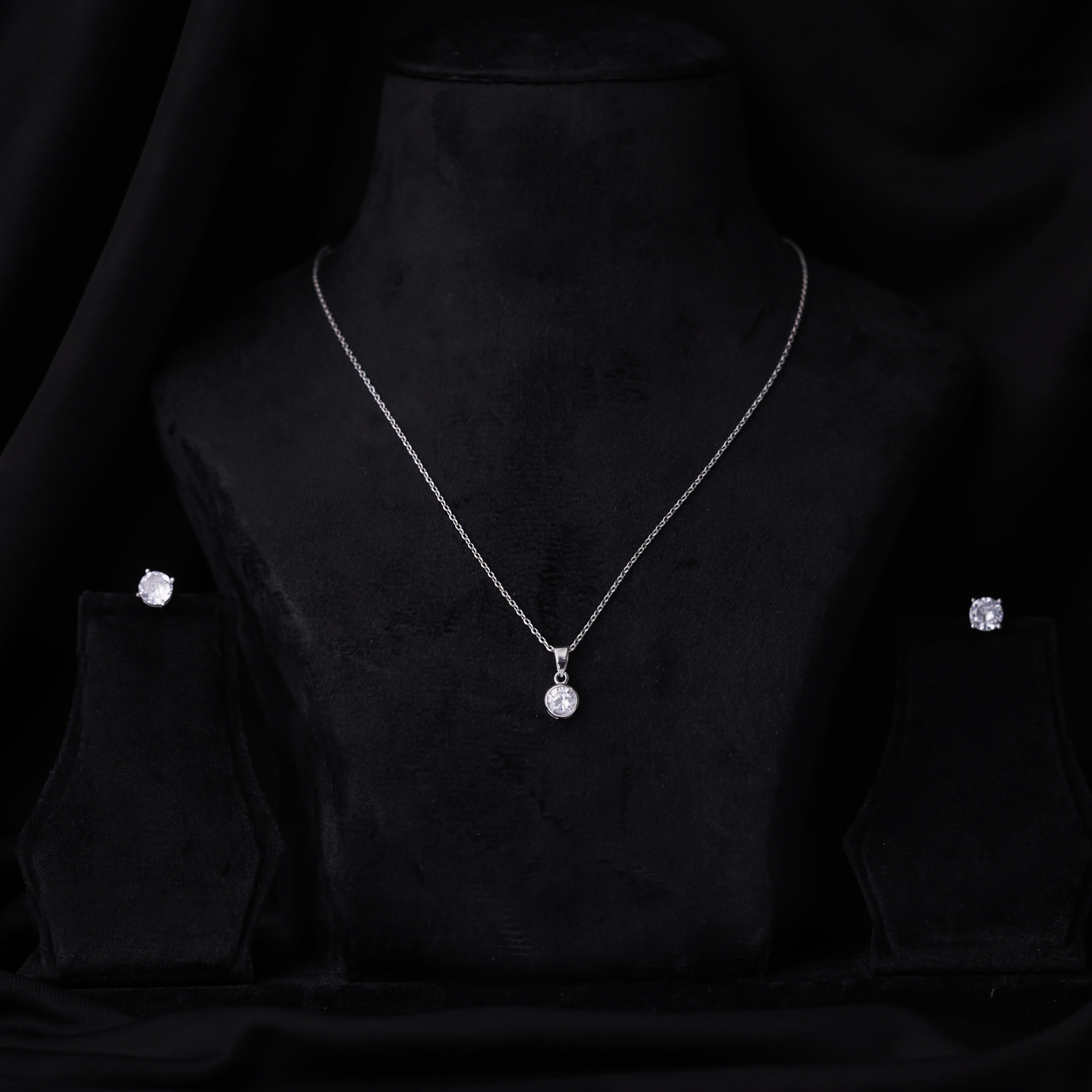Classic Solitaire Pendant Necklace