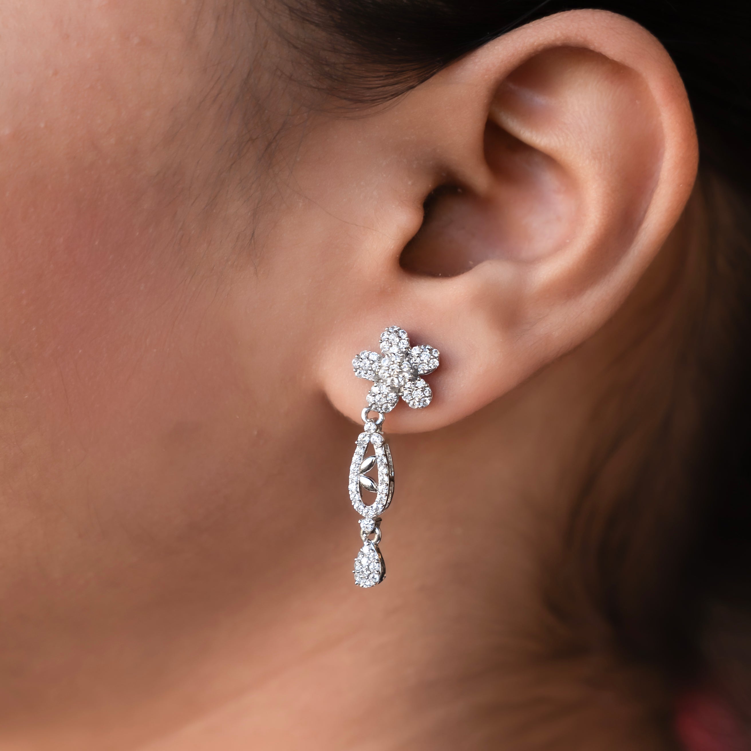 Petal Shine Elegance Necklace Set