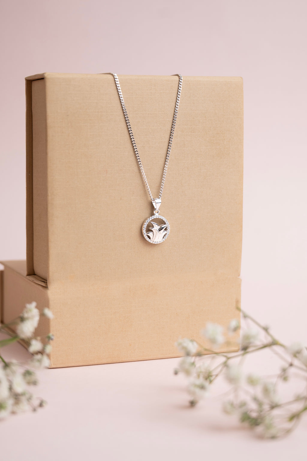 Nature Bloom Circle Pendant