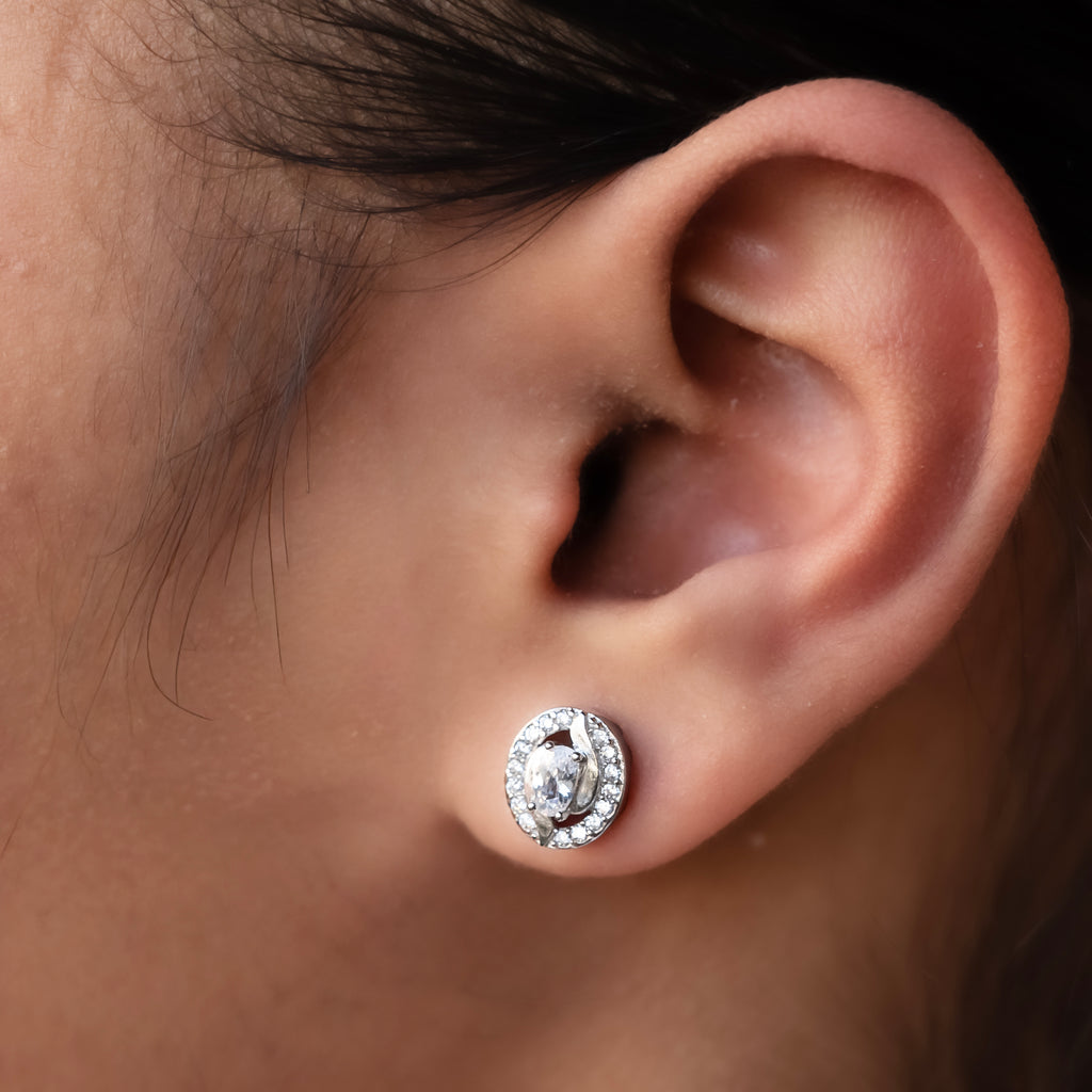 The Classic Halo Pendant Set