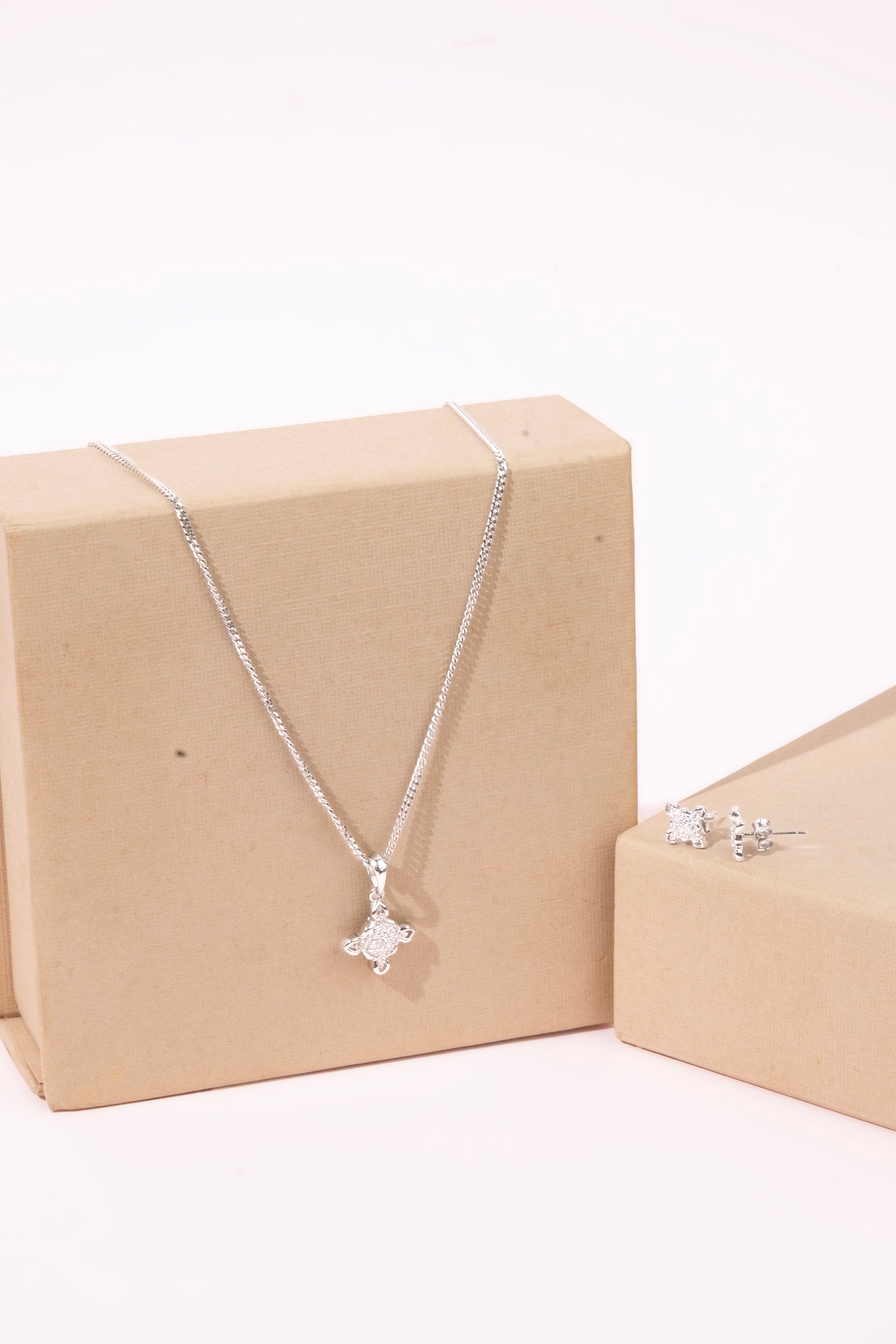The Clover Charm Set