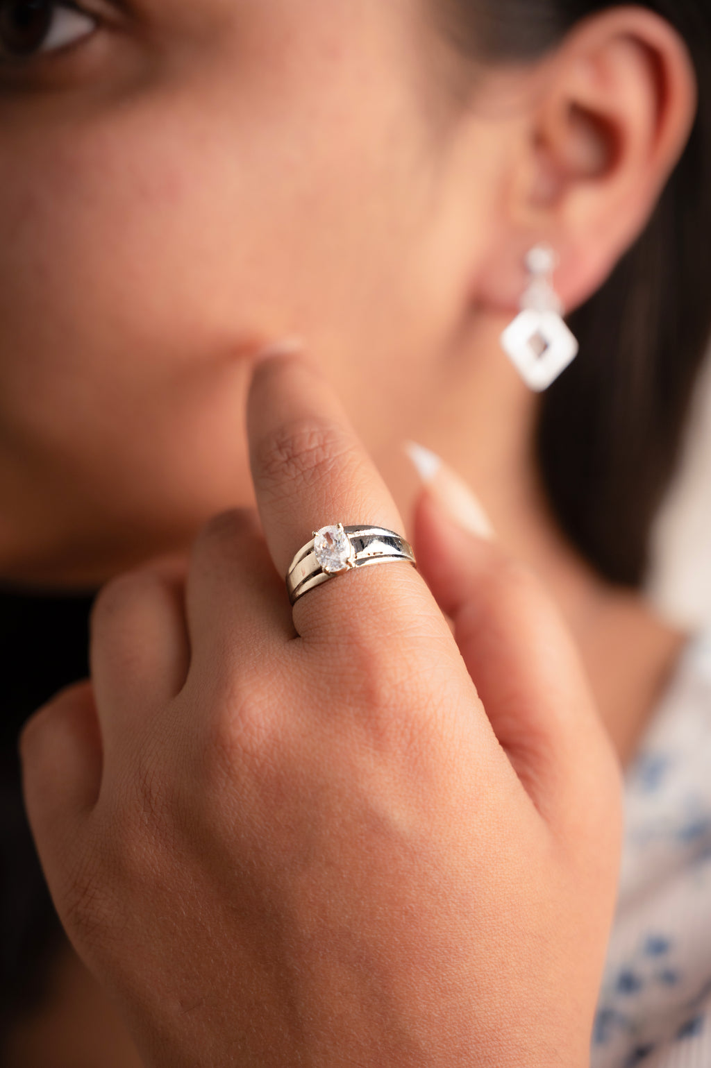 Bold Contrast Solitaire Ring