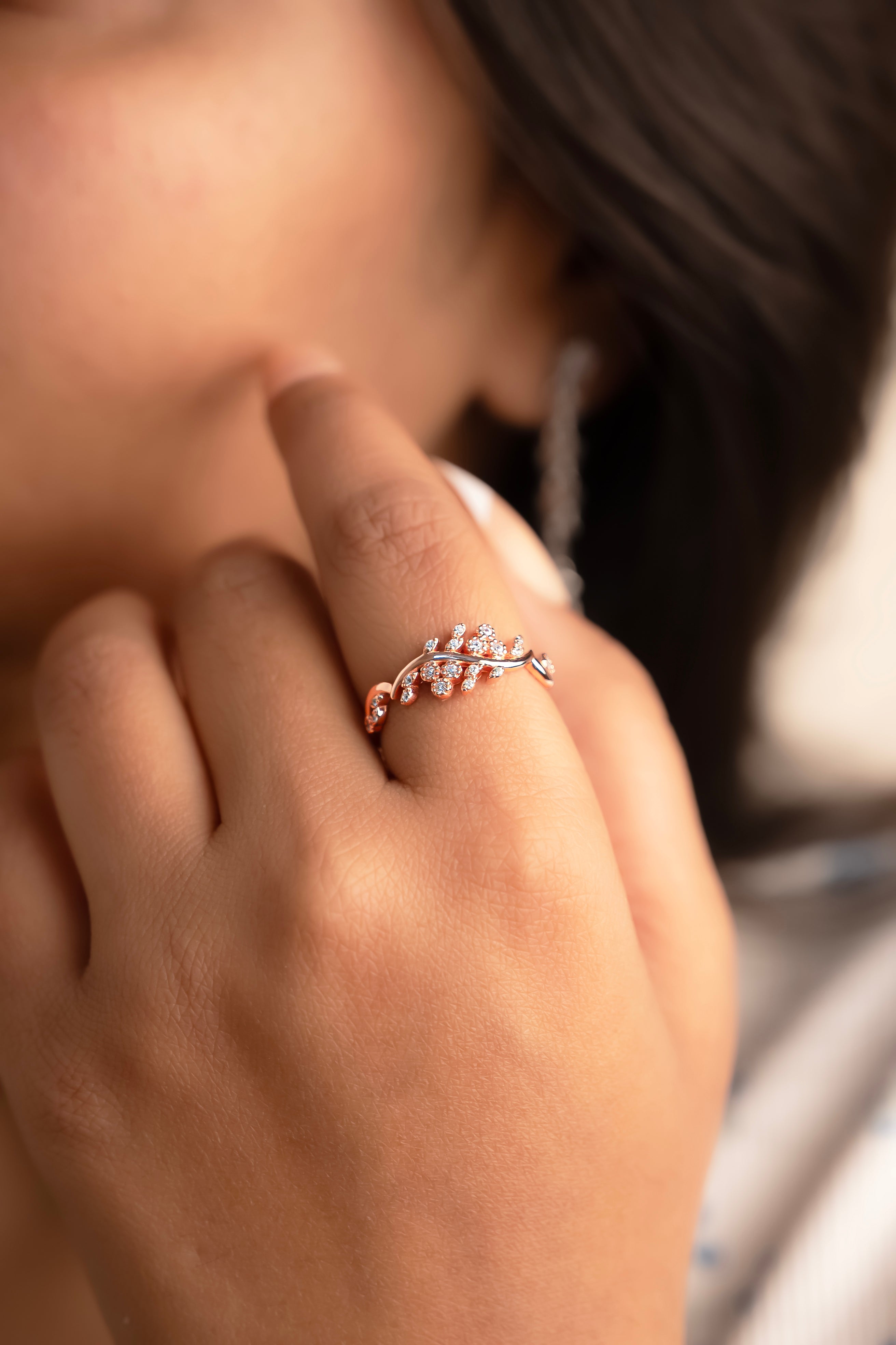 Whispering Vine Leaf Ring